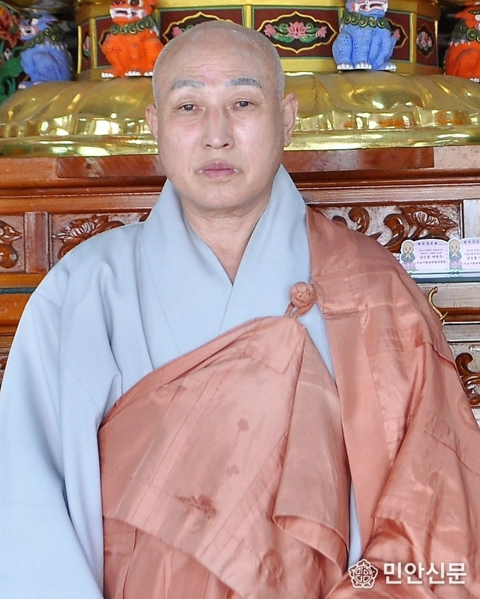 혜담 대흥사 주지<br>
안성불교사암연합회<br>
봉축위원회 수석고문